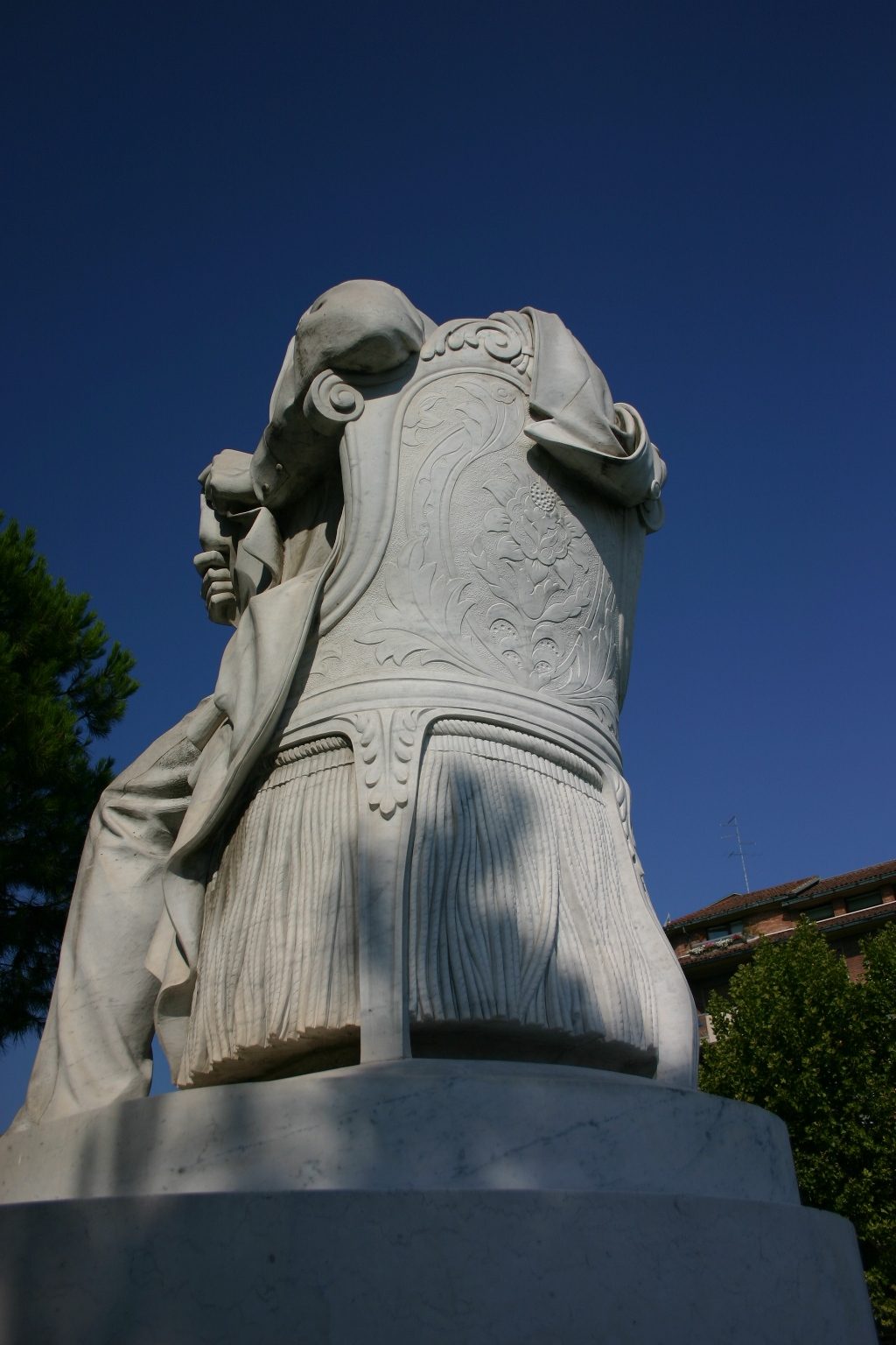 Luigi%20Carlo%20Farini%27s%20monument%2C%20Ravenna%2C%20Italy%20-%2005.JPG